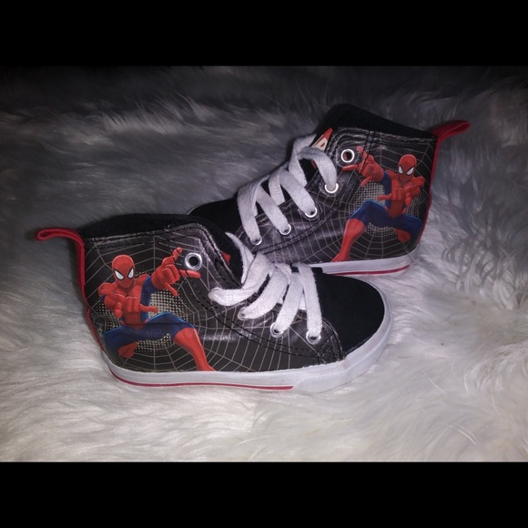 Spider-Man - Picture 4 of 6